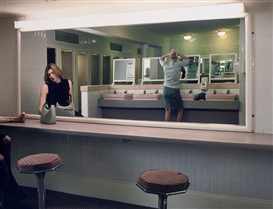 Hannah Starkey, Untitled - March 1999