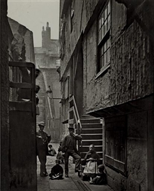 Thomas Annan, Close, No. 28 Saltmarket, Glasgow, 1868