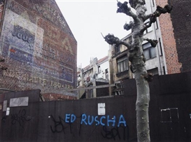 Pierre Bismuth, Most Wanted Men/Bruxelles (Ed Ruscha)