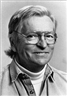Charles O. Perry Dies at 81; Sculptor Inspired by Geometry