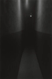 Roy DeCarava, Hallway