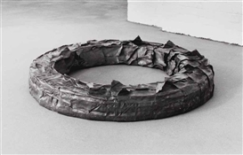 Luciano Fabro, Corona di Piombo (Crown of Lead)