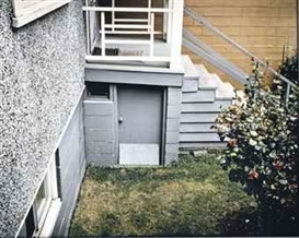 Jeff Wall, Green Rectangle