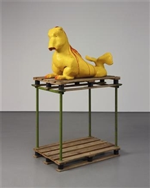 Thomas Schütte, Gelber Hund