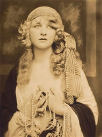 Alfred Cheney Johnston, Myrna Darby