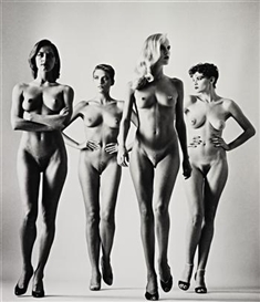 Helmut Newton, Sie Kommen (Naked), Paris