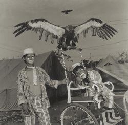 Mary Ellen Mark, Veeru and Usman with Moti, the Performing Vulture. Jumbo Circus, India