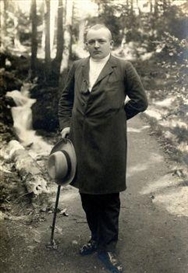 August Sander, Mann mit Hut (Oswald Hofler)