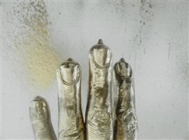 Douglas Gordon, Three works: Serie. Larger than Life; Life Size; Smaller than Life