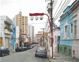 Thomas Struth, Rua Fagundes, São Paolo, 2001