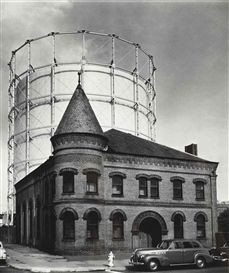 John Gutmann, The San Francisco Gas and Light Company (cylindrical building behind older building