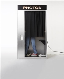 Elmgreen/Dragset, Photo Booth