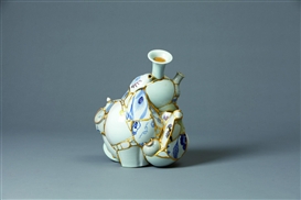 Sookyung Yee, Translated Vase