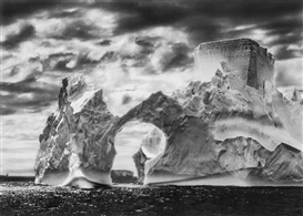 Sebastião Salgado, Iceberg between the Paulet Islands and the Shetland Islands, Antarctica