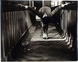Aleksandr Rodchenko, Die Schauspielerin A. Chochlowa in Aufnahmen des Films (Die Journalistin) 1927