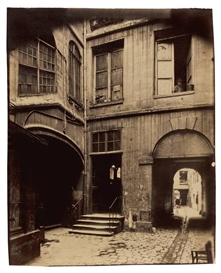 Eugène Atget, CHATEAU ROUGE, RUE GALANDE (DÉMOLI)