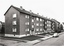 Thomas Struth, LEVERKUSEN (FRIEDRICH-ENGELS-STRASSE)