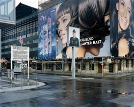 Mitch Epstein, CHECKPOINT CHARLIE, BERLIN 2008
