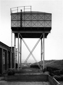 Bernd & Hilla Becher, "Wasserturm. Kirkhamgate, Leeds" (from "Industriebauten")