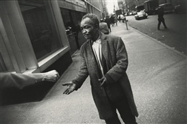 Garry Winogrand, NEW YORK CITY (BEGGAR)