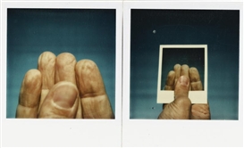 William Anastasi, UNTITLED (TWO HANDS)