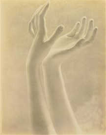 Edward Steichen, BLOSSOM OF WHITE FINGERS (DANA STEICHENS HANDS)