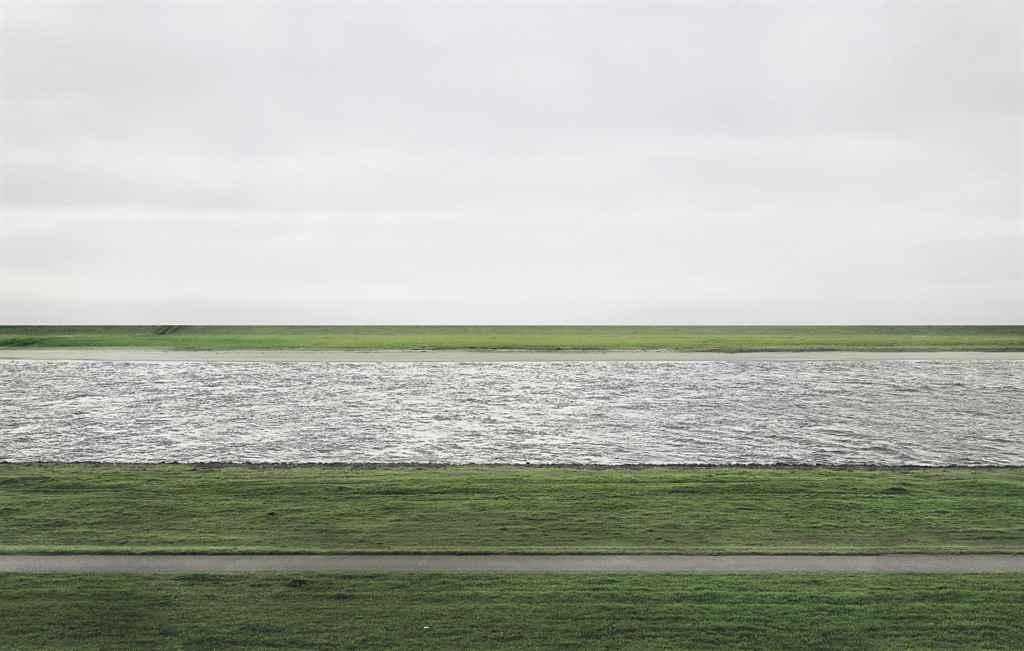 【Andreas Gursky: Landscapes】★★大幅に値下げしました Andreas Gursky | Rhein II (1999) | MutualArt