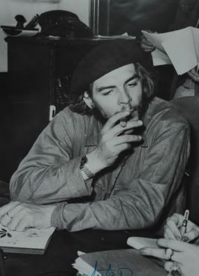 Che Guevara by Perfecto Romero on artnet