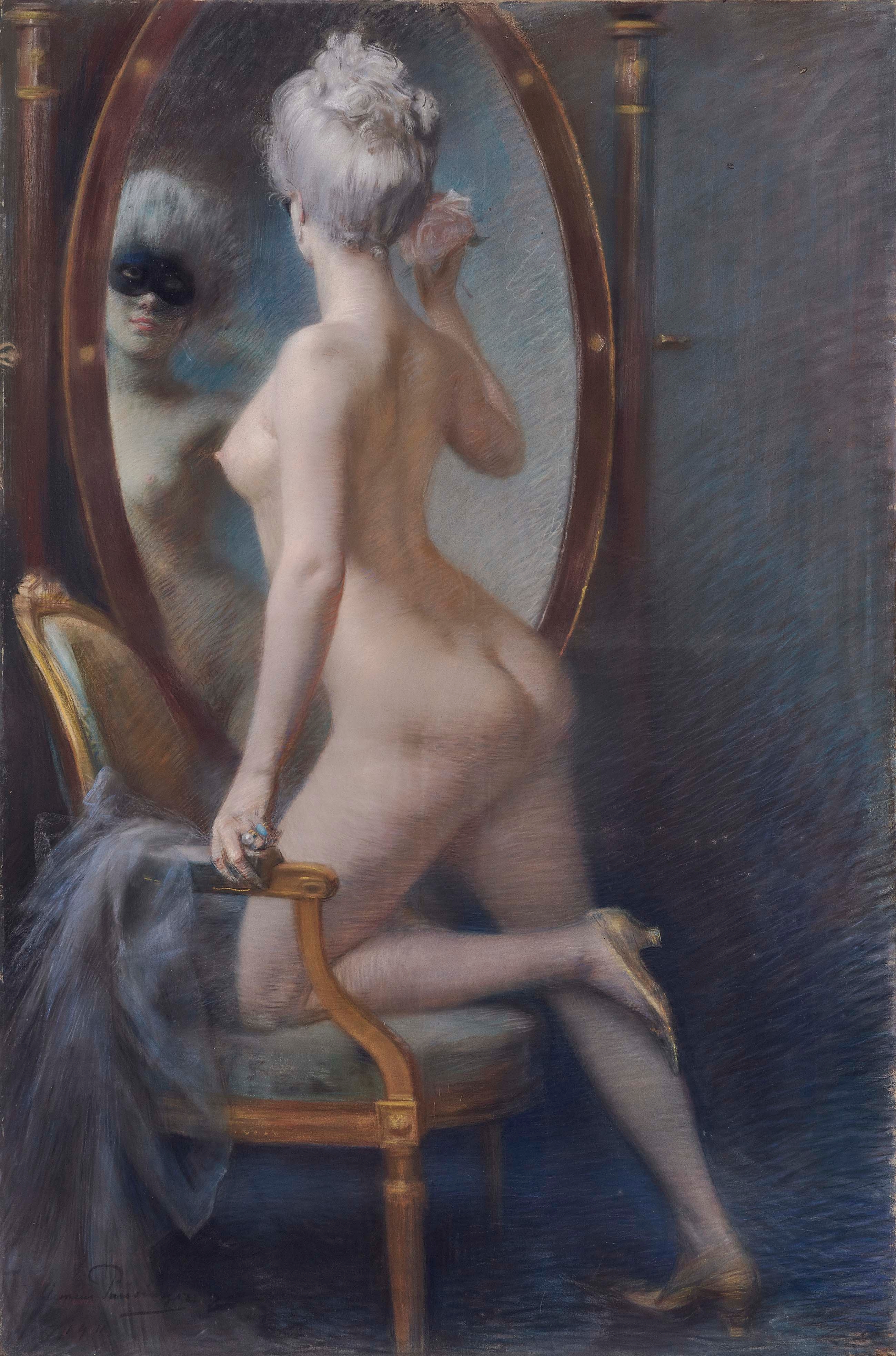 Mirror Mirror nude photos