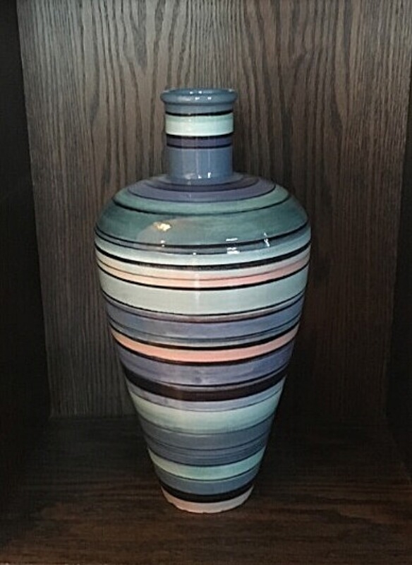 Overgang Kabelbane toksicitet Herman Kähler | A earthenware vase | MutualArt