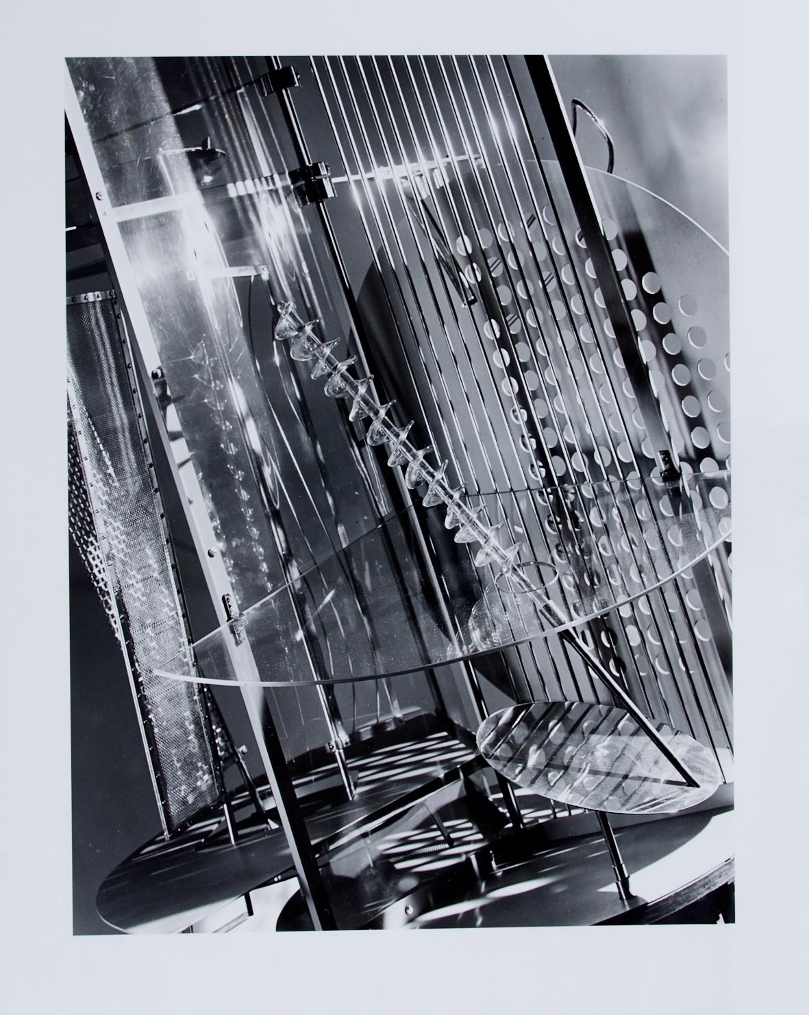 László Moholy-Nagy, Licht-Raum-Modulator, Detail