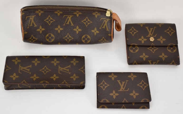 louis vuitton phone case with credit card holder