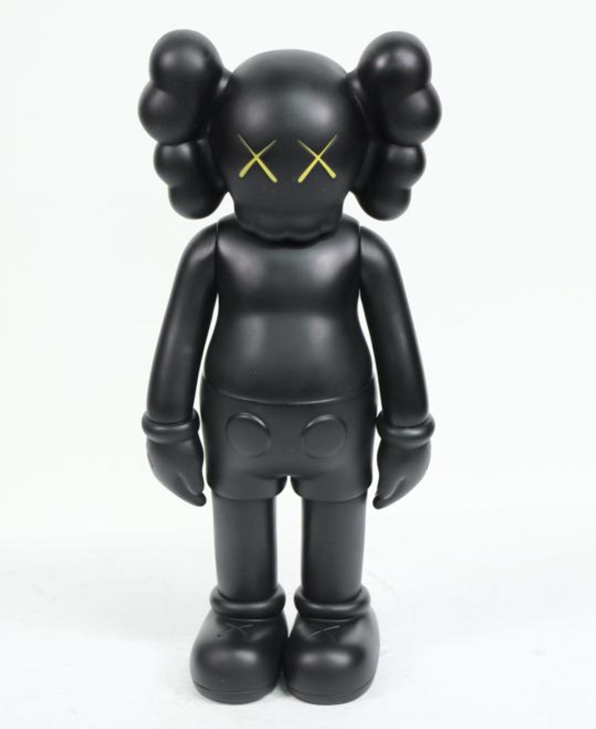 KAWS/カウズ「THE THINGS THAT COMFORT」 【即納】 51.0%OFF