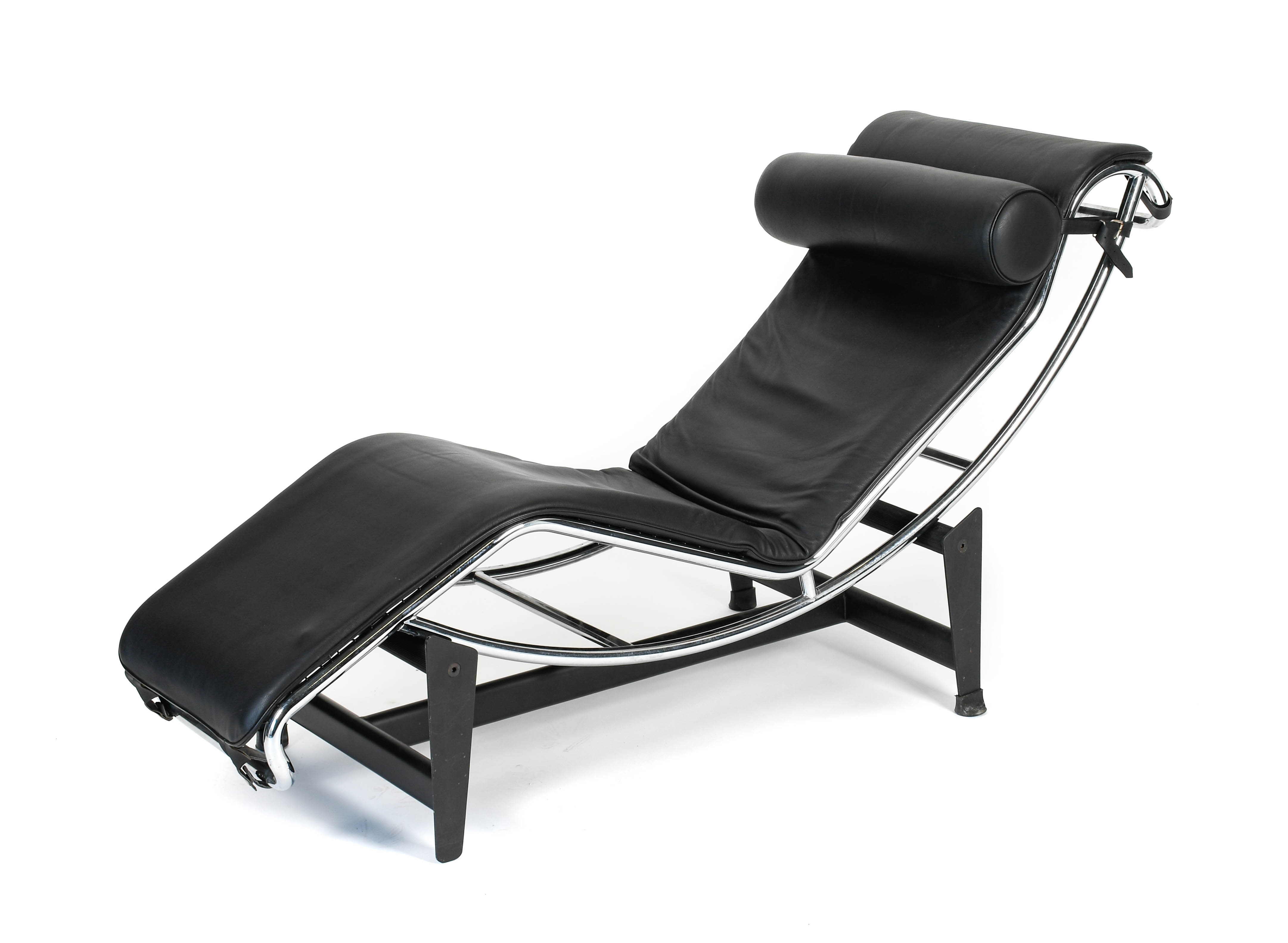 Sold at Auction: Replica Le Corbusier LC4 Chaise Longue with