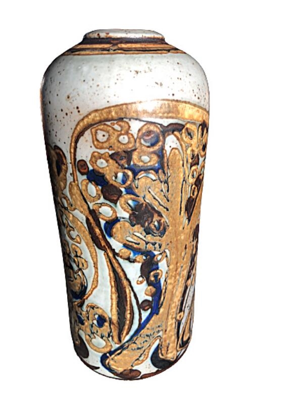 Ivan Weiss | A stoneware vase | MutualArt