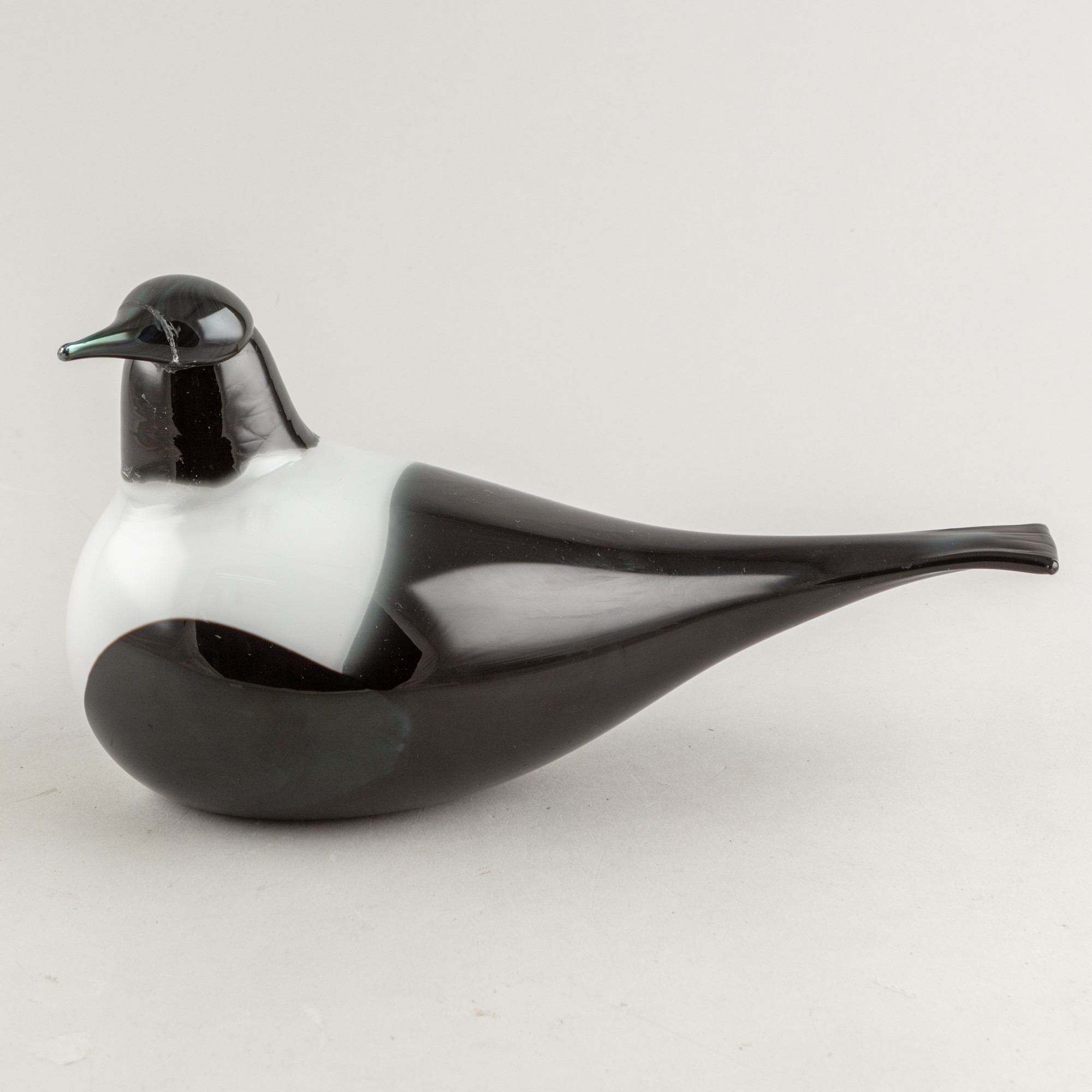 Oiva Toikka | Decoration bird, Magpie | MutualArt