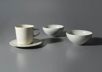 Fine White Porcelain by Taizo Kuroda is Arrestingly Asymmetrical