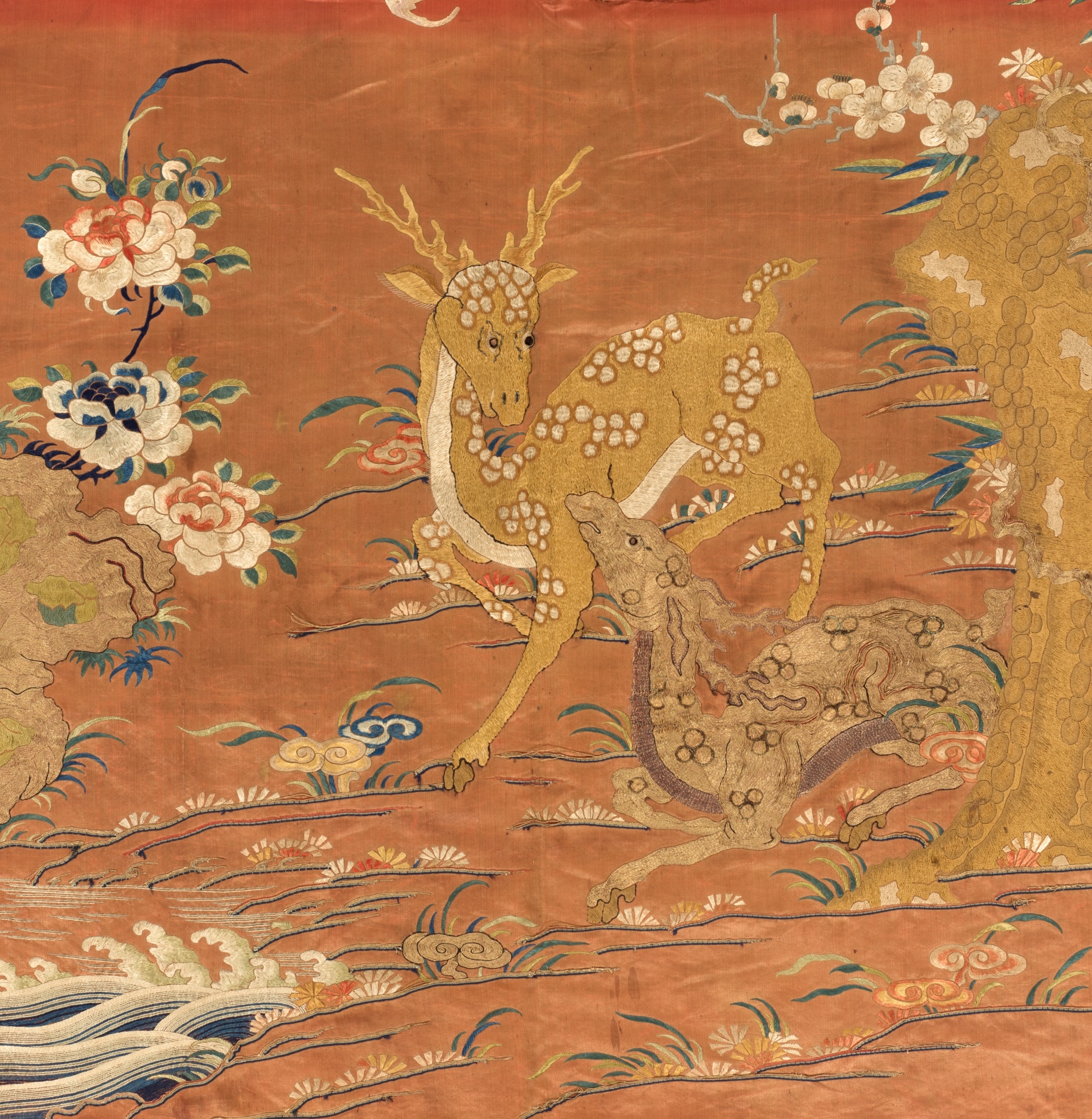 Chinese School, 18th Century | 十八世紀刺綉《雙鹿》掛屏| MutualArt