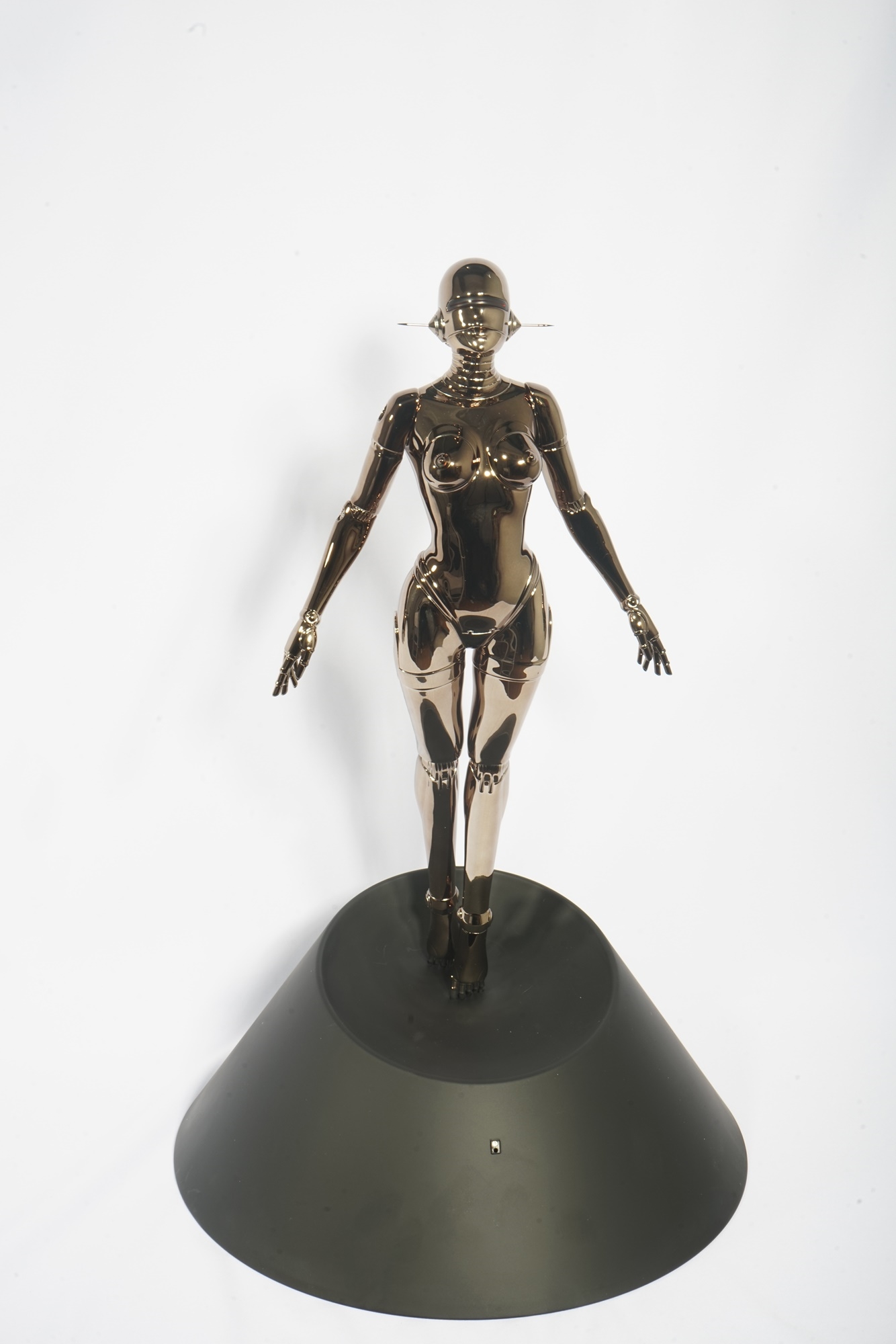 Hajime Sorayama | Sexy Robot Floating (2020) | MutualArt