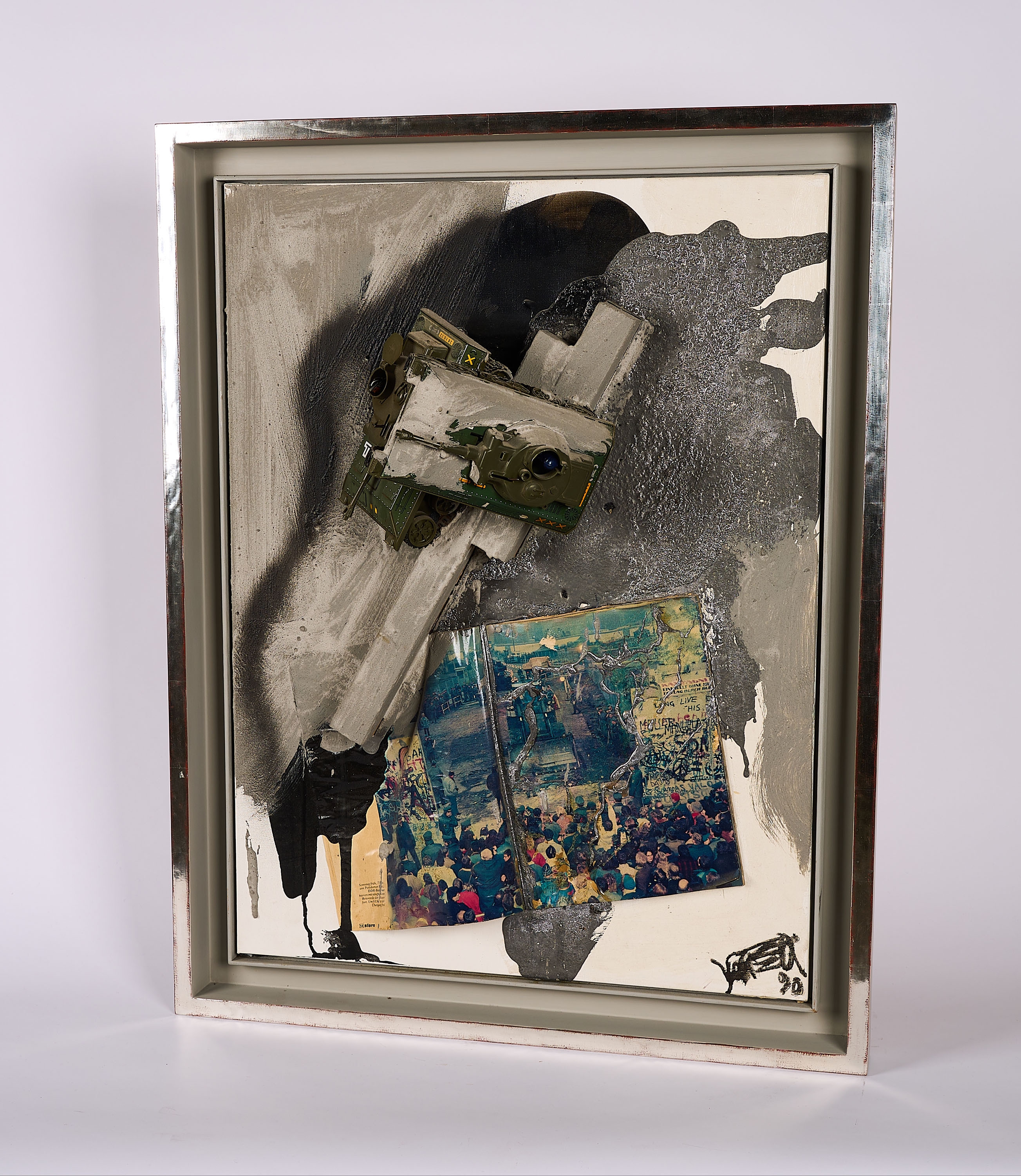 Wolf Vostell | Berlin Nr. 33. (1990) | MutualArt