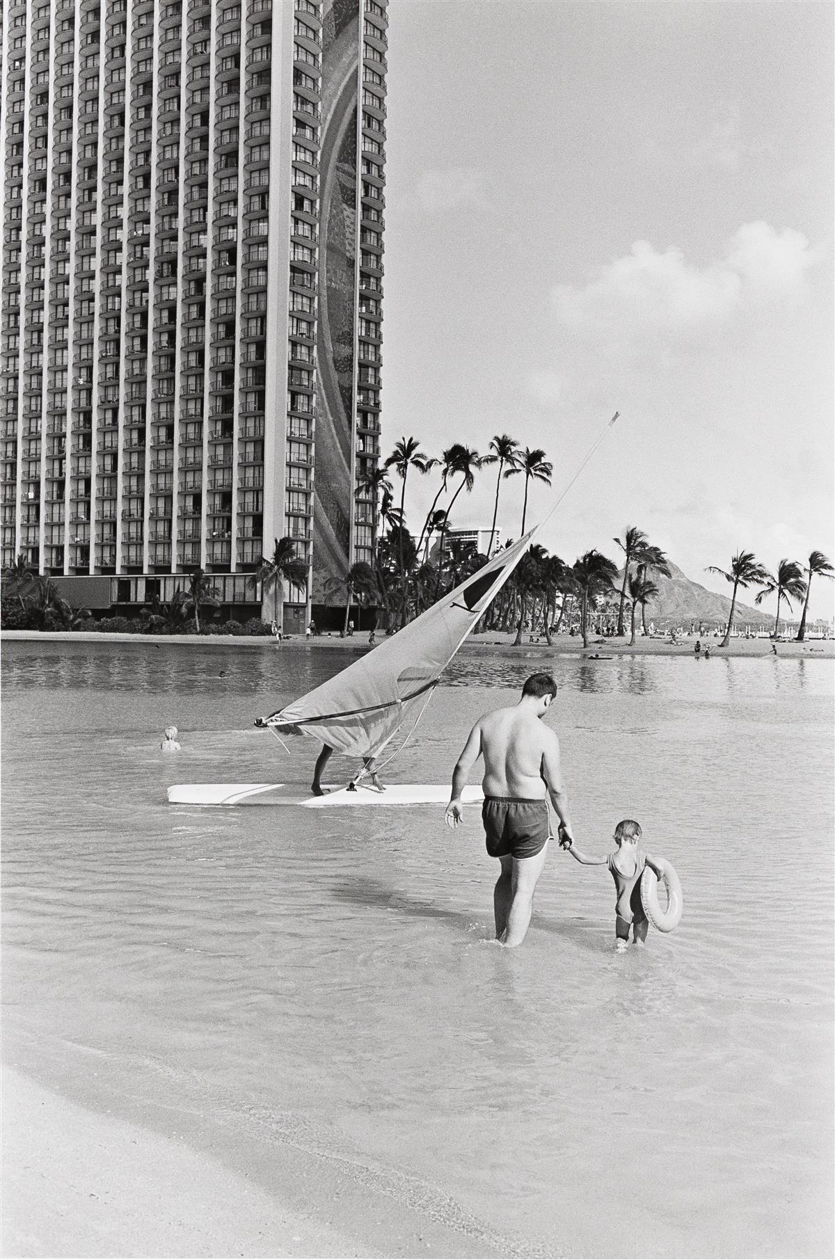 ヘンリー・ウェッセルHENRY WESSEL WAIKIKI Henry Wessel Waikiki ARTBOOK | D.A.P. 2011 Catalog Books