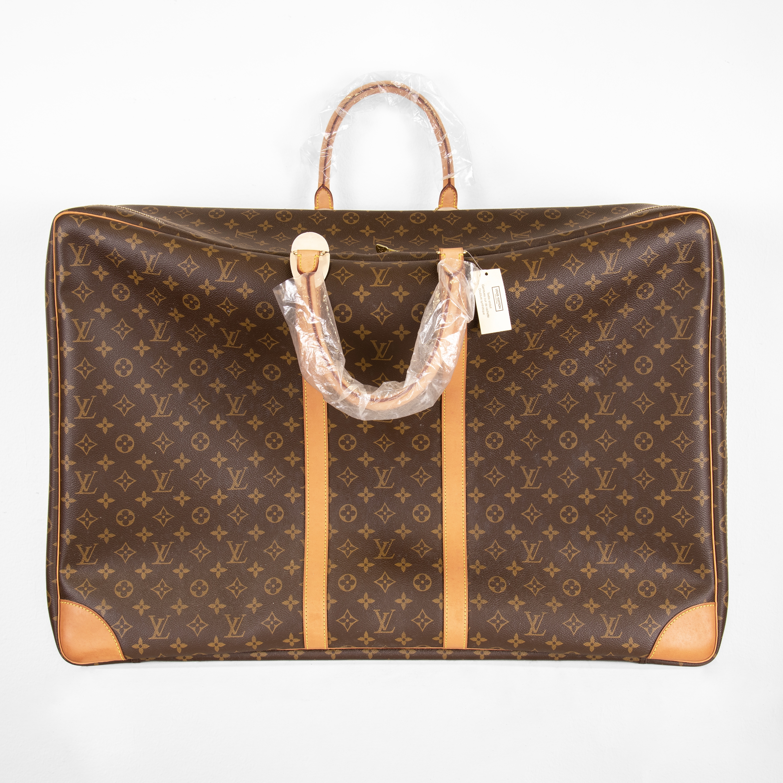 Sold at Auction: Louis Vuitton Monogram Sirius 55 Bag