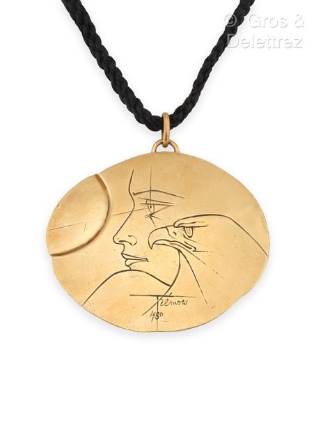 Collier Médaille Pierre-Yves Trémois « Traversée » - Bronze Florentin Doré - Années 80