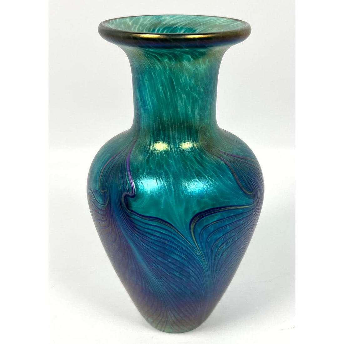 Robert Held | Robert Held Art Glass Vase | MutualArt