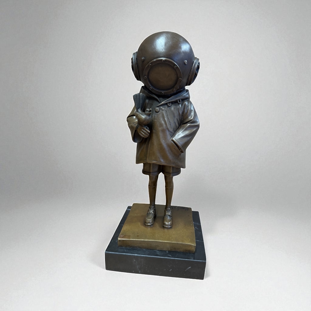 banksy-deep-sea-diver-girl-