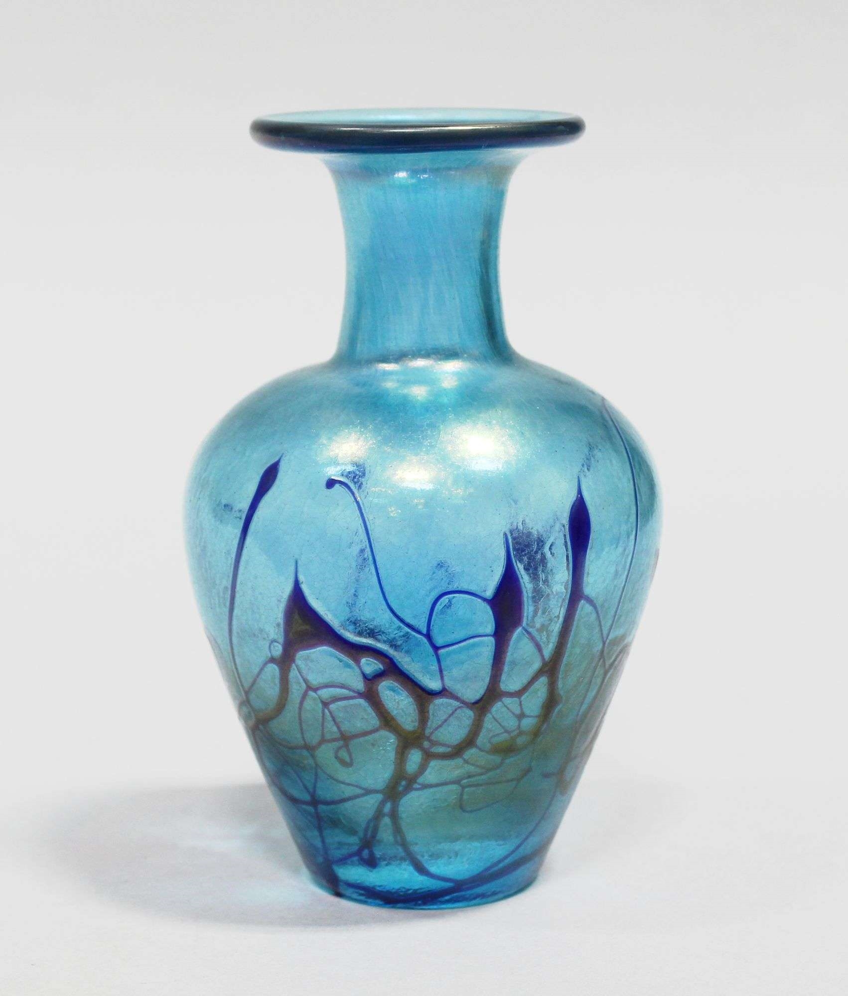 Robert Held | ROBERT HELD ART GLASS VASE | MutualArt