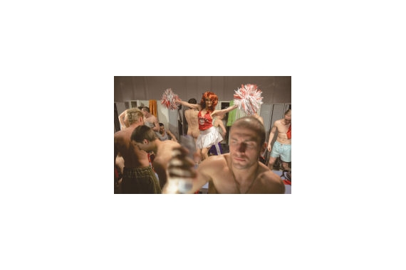 Katarzyna Kozyra MIDGET GALLERI PRESENTS... IN ART DREAMS COME TRUE - Aarhus Kunstbygning