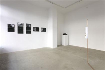 Jason Dodge / Lisa Oppenheim / Elisabeth Magdalena Reitmeier - Galerie Iris Kadel