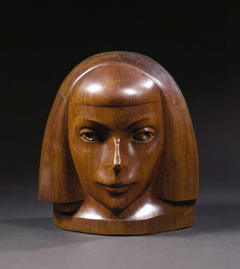 Artwork by John Rädecker, Portrait of Annie de Roos, Made of purplewood sculpture