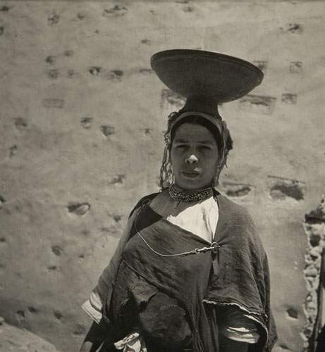 Maroc - Femmes berbères by Pierre Boucher, 1935